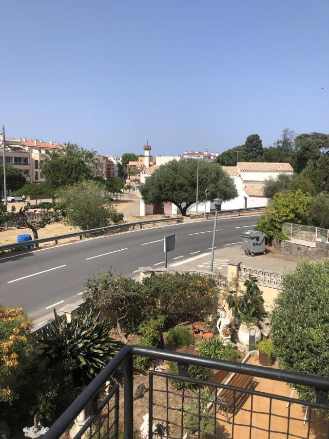 شقة 1R Pis Al Port-Terrassa I Jardi يانكا المظهر الخارجي الصورة